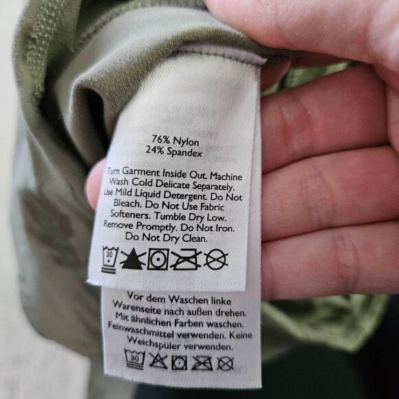 3/$15 Eddie Bauer Green Botanic Print Cropped Leggings Size XS - Picture 3 of 5